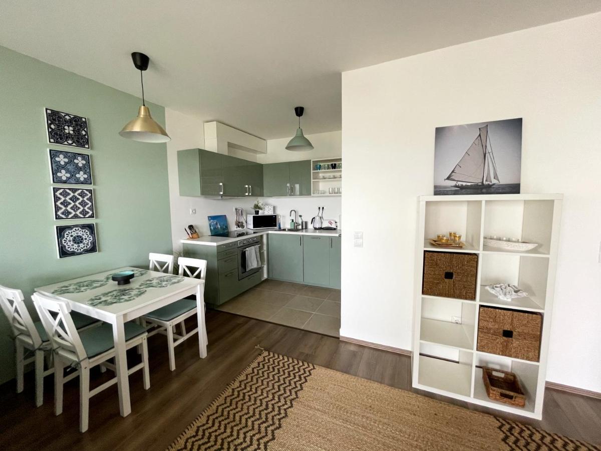 Vizpart Honved Apartman Balatonlelle Exterior photo